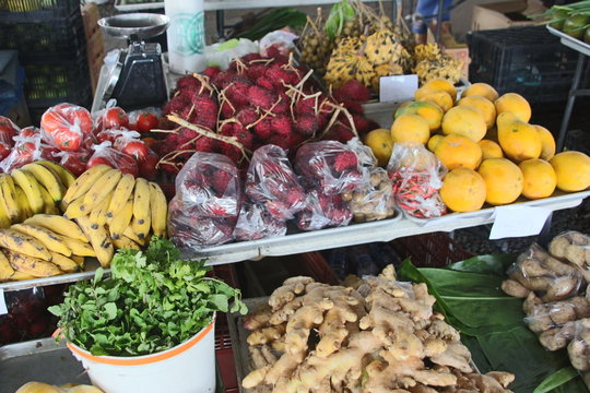 Hawaii Hilo Market