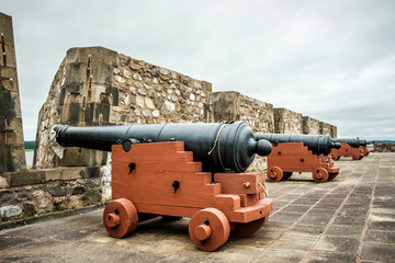 Fototapeta na wymiar Historical war cannon