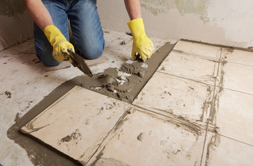 Installing ceramic tiles on a floor