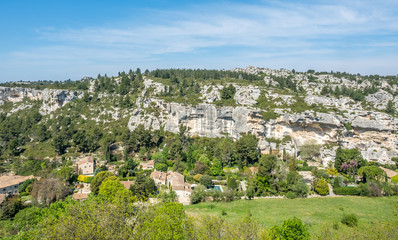 Fototapeta na wymiar Landscape view from Les Baux-de-provence