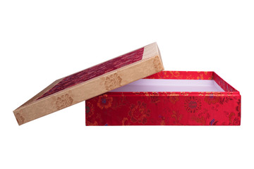 비단으로 마무리한 선물상자