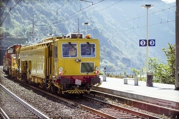 Fototapeta premium Le train jaune