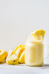 Mango, Banana, Pineapple and Oatmeal Smoothie in the Jar