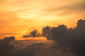 clouds on sky in the evening