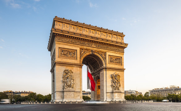 France, Ile-de-France, Paris, Champs Elys&eacute;es, Arc de Triomphe