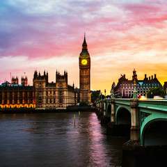 Fototapeta na wymiar Sunset over the city of London, UK