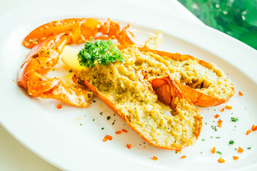Grilled lobster with butter and garlic