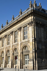 Fototapeta na wymiar Pavillon de l'Institut de Franc à Paris