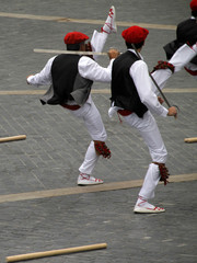 Bailarines de danza vasca