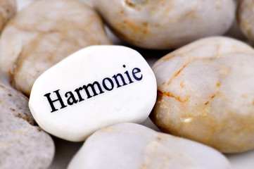 Harmonie - Symbolfoto mit Kieselsteinen