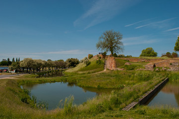 Fototapeta na wymiar vordingborg castle ruins with moat