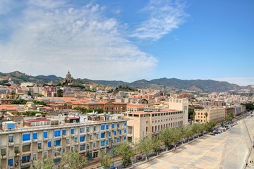 Ville de Messine en Sicile, sur les bords du détroit