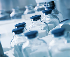 Glasflaschen für Medikamente und Arzneimittel