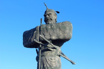 弥五郎どんの像