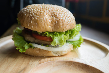 close-up hamburger with fresh vegetables