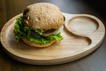 close-up hamburger with fresh vegetables