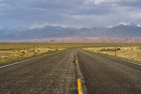 Road to the Dunes