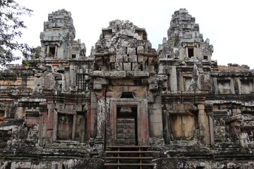 Naklejka premium The ruins of an old temple in Cambodia