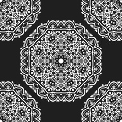 Classic seamless vector pattern. Traditional orient black and white ornament. Classic vintage background