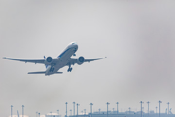 飛行機、旅客機、旅、空港