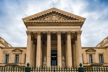 Fototapeta premium Palais de justice de Montpellier, Hérault en Occitanie, France