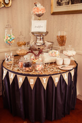 Vintage candybar auf Hochzeit