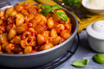 Pasta with vegetables