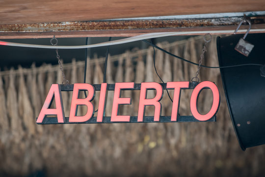 Open Abierto Sign In Spanish