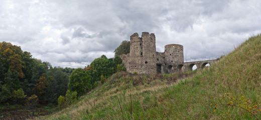 Крепость Копорье. Мост в крепость. Ленинградская область