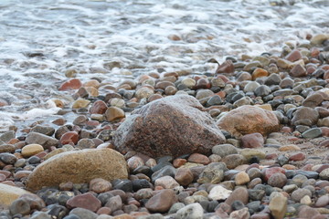 Steine am Meer