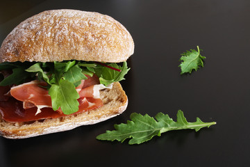 sandwich prosciutto hamon ciabatta