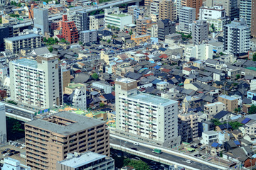 街並みとマンション