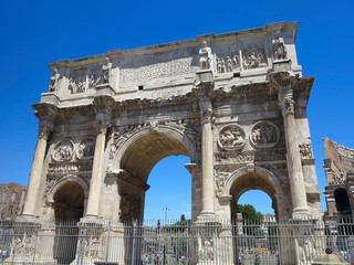 Fototapeta na wymiar 19.06.2017, Rome, Italy, Europe: Famous Arch of Constantine over blue sky