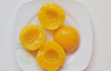 pickled peaches