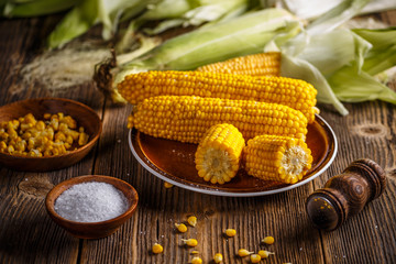 Boiled corn on the cob
