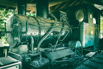 Steam locomotive artifacts