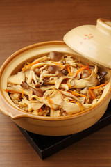 きのこの炊き込みご飯