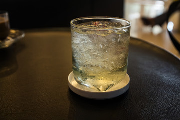 Brandy mix ice in a glass.