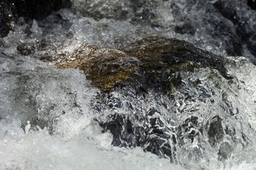 荒俣峡　清冽な水の流れ