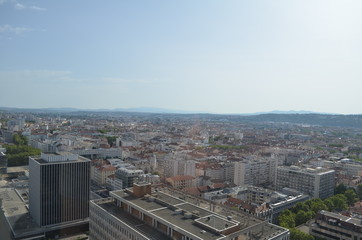 Fototapeta na wymiar Vision en hauteur de la ville de Lyon