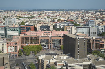 Vision en hauteur de la gare Part Dieu a Lyon