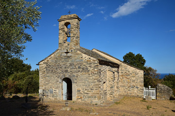 Fototapeta na wymiar Chapelle romane de Santa Cristina di Campoluru en Corse