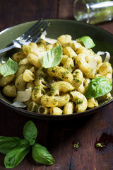 pasta with pesto sauce