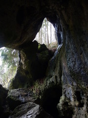 Höhle