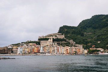 Vista di Portovenere dall'isola Palmaria