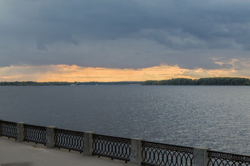 Fototapeta na wymiar The view on the river Volga embankment in Samara, Russia. Scenic sky sunset.