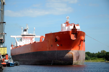 Tanker entering the port, Gdansk in Poland - obrazy, fototapety, plakaty