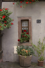 Fototapeta na wymiar Porte e finestre, Alsazia, Francia