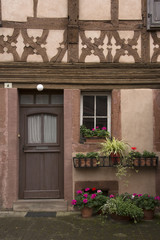 Fototapeta na wymiar Porte e finestre, Alsazia, Francia