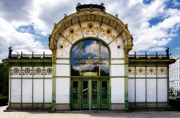 Zelfklevend Fotobehang Karlsplatz Stadtbahn, old subway pavillon of XIX century jugendstil architecture in Vienna, Austria © Alessandro Cristiano